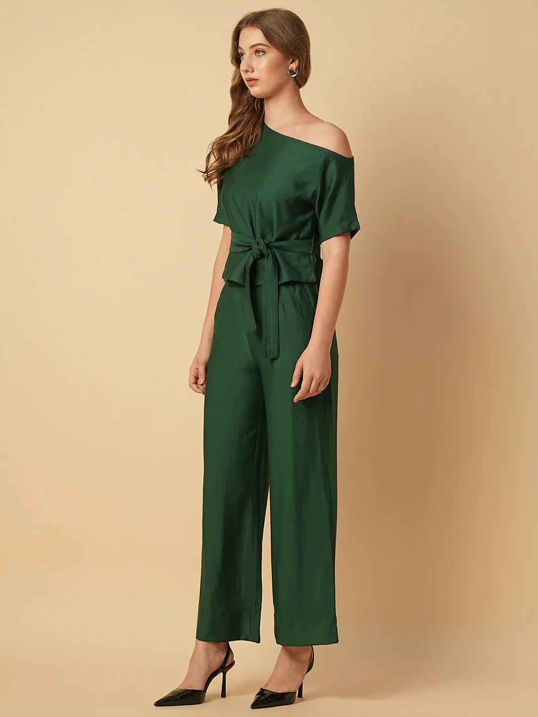 Elegant Two-Piece Outfit for Women