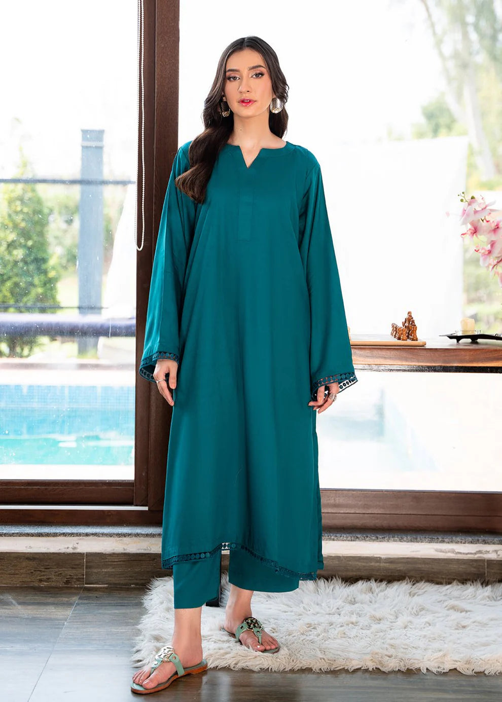 Vastramaniaa Long Kurta & Trousers Set in Soft Rayon Viscose