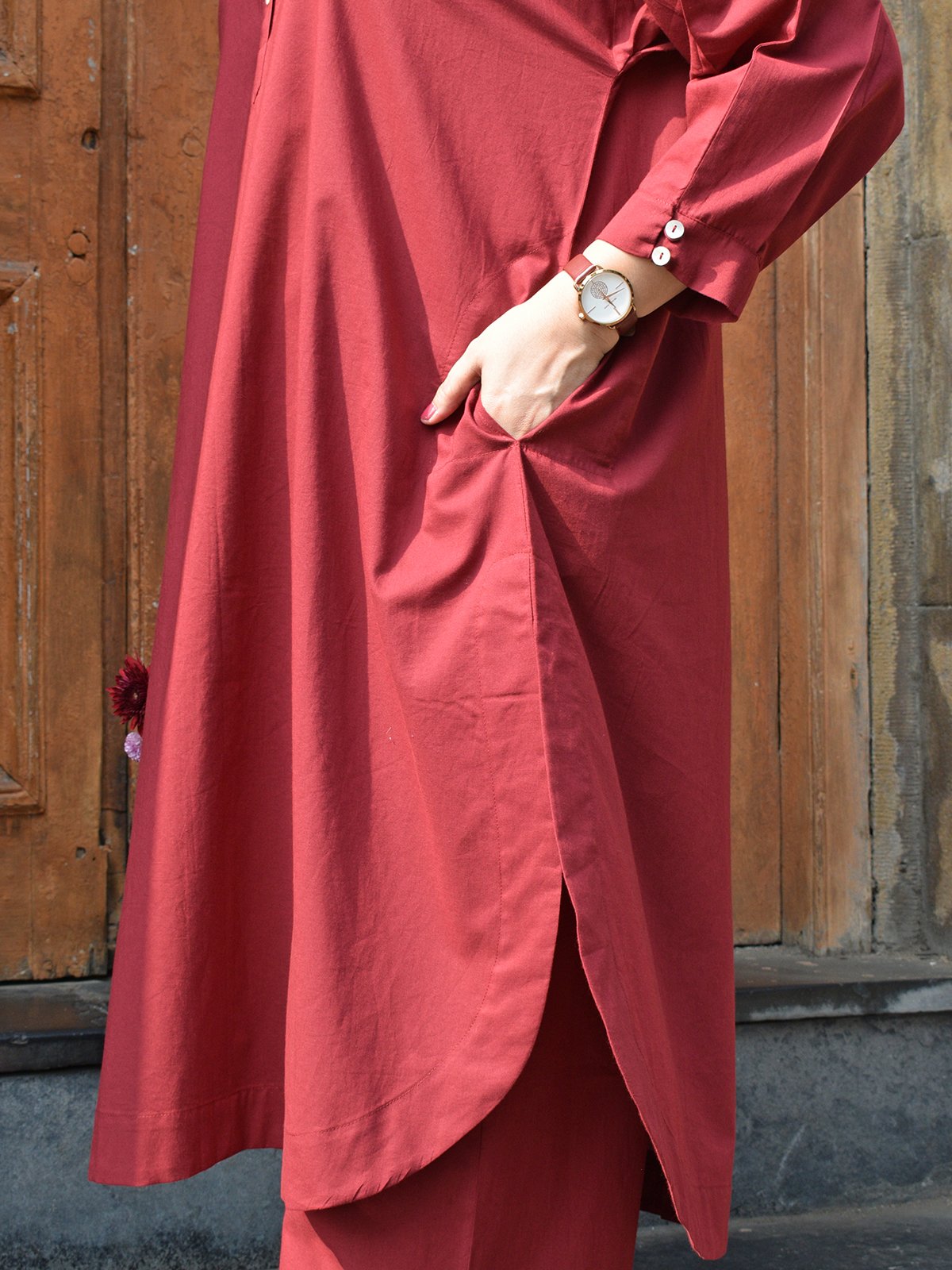 Stylish Maroon Comfort Set