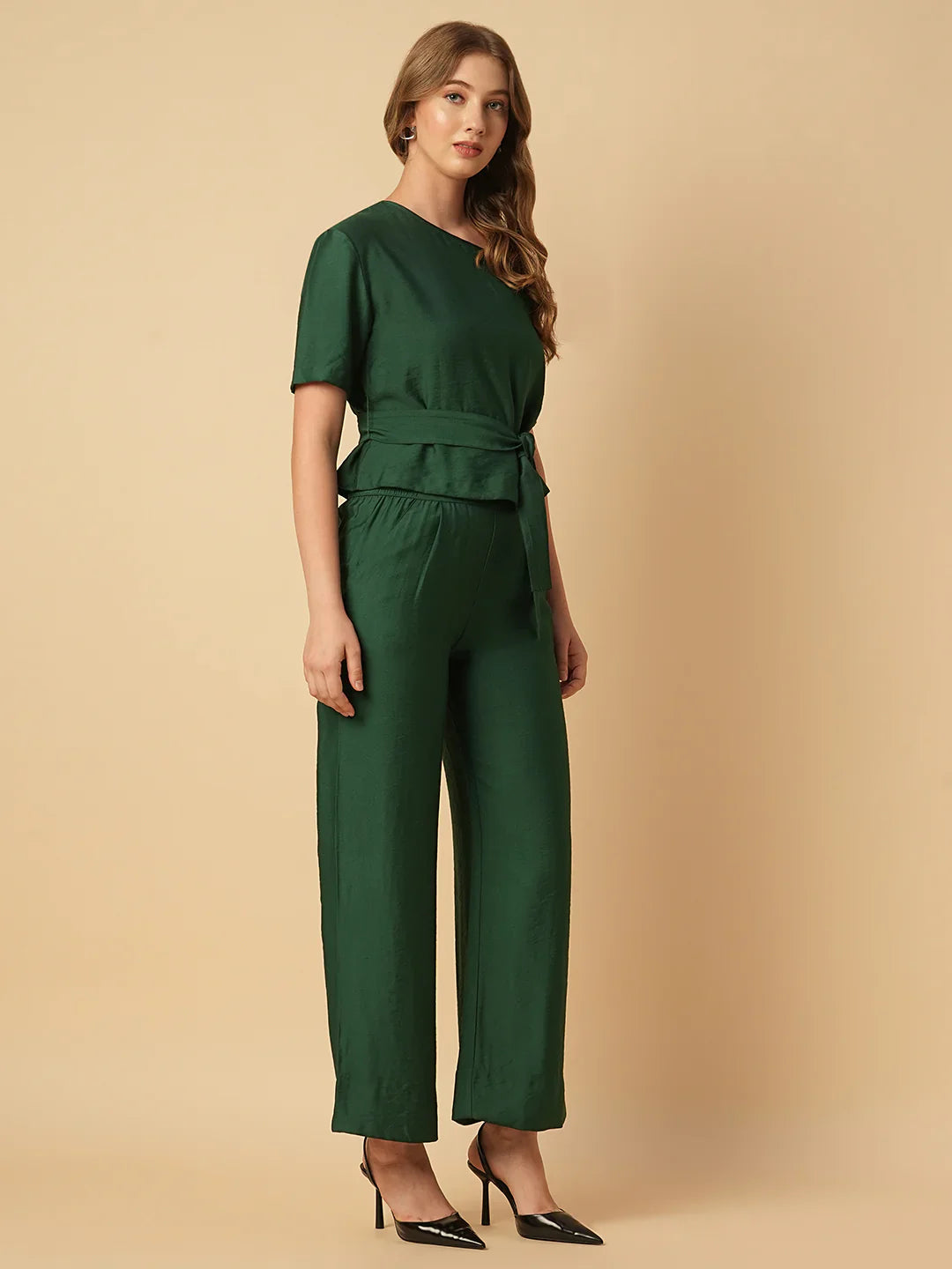 Elegant Two-Piece Outfit for Women