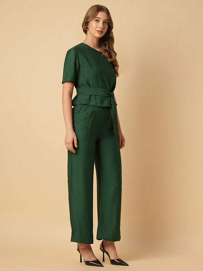 Elegant Two-Piece Outfit for Women