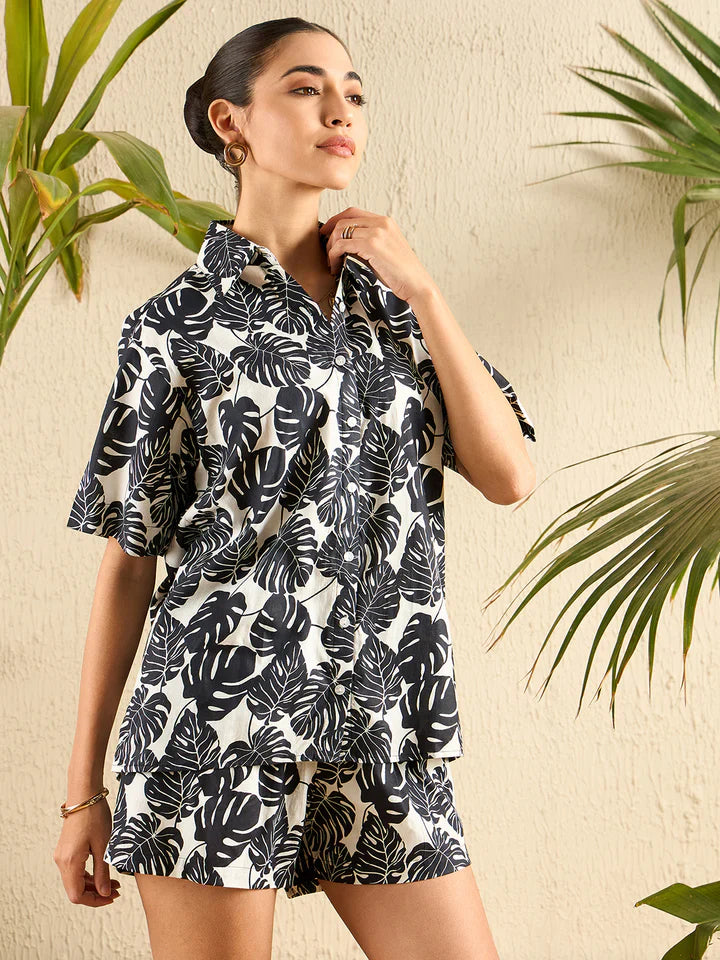 PRINTED TWO-PIECE SHORTS AND SHIRT SET