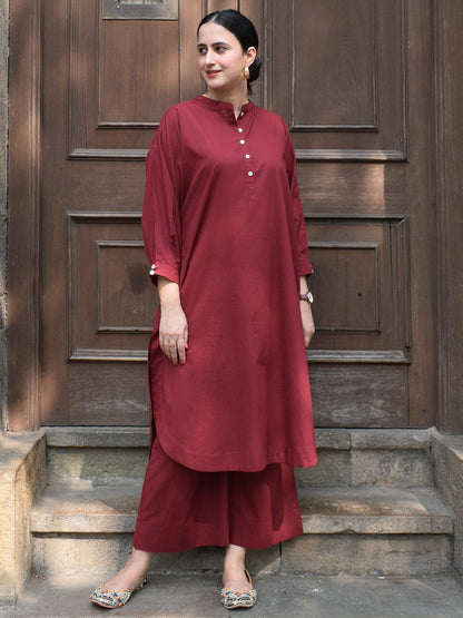 Stylish Maroon Comfort Set