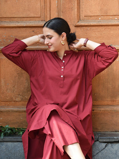 Stylish Maroon Comfort Set