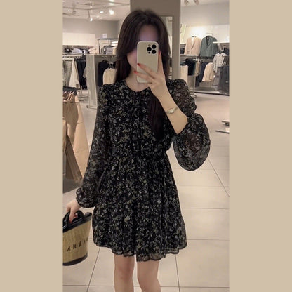 Spring Chic Floral Dress