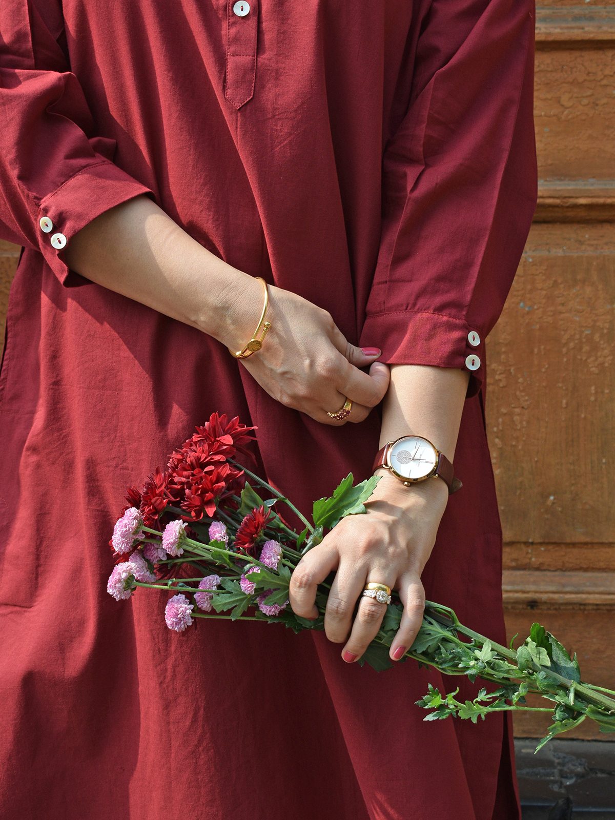 Stylish Maroon Comfort Set